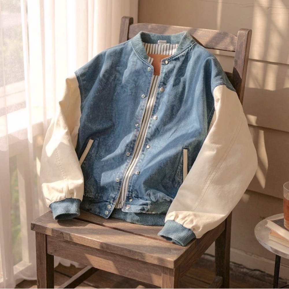 Vintage International Denim Bomber Jacket  Mens L White Sleeves Ribbed Collar